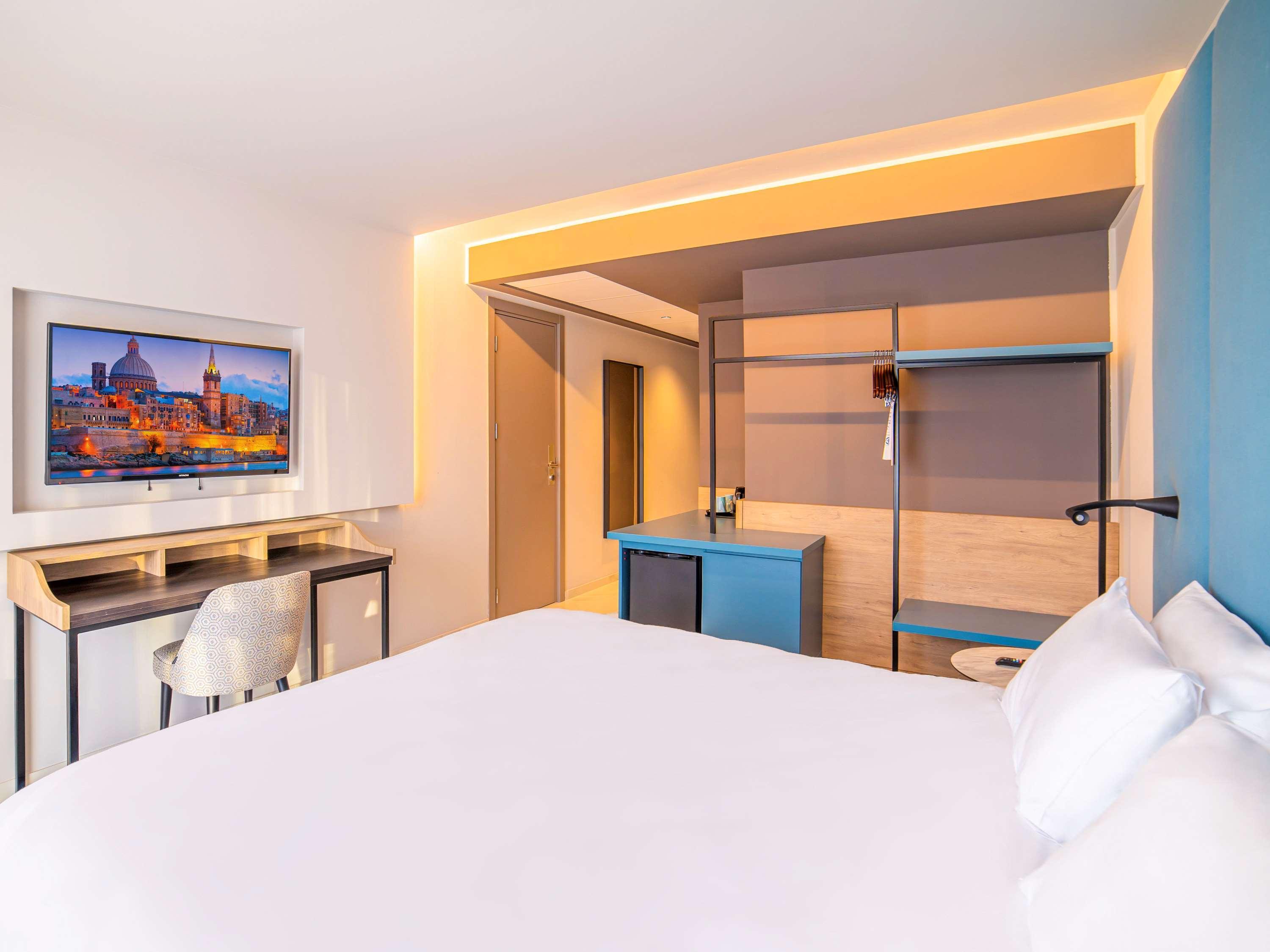 Mercure Malta 4*